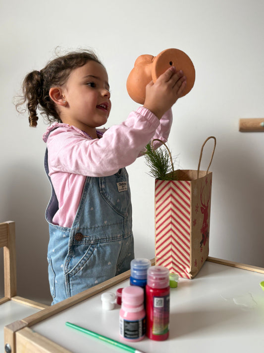 El plan perfecto para los niños: pintar, sembrar y cuidar su primera planta